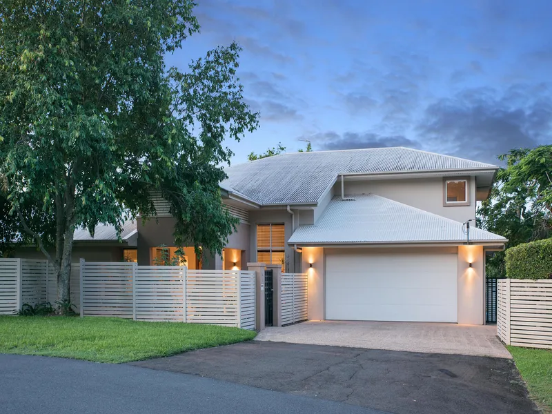 Spacious And Timeless Family Home, On Buderim!