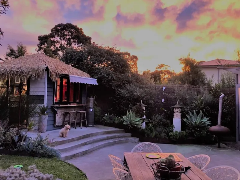 Bayside Bliss - entertainer's delight with beautiful garden spaces
