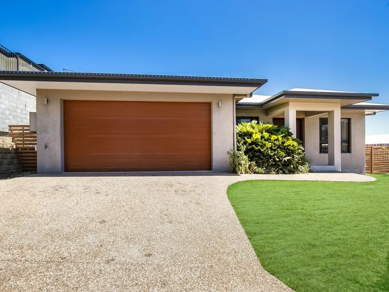 700sqmts plus views / Room for A Shed & Pool / plus In A Great Area