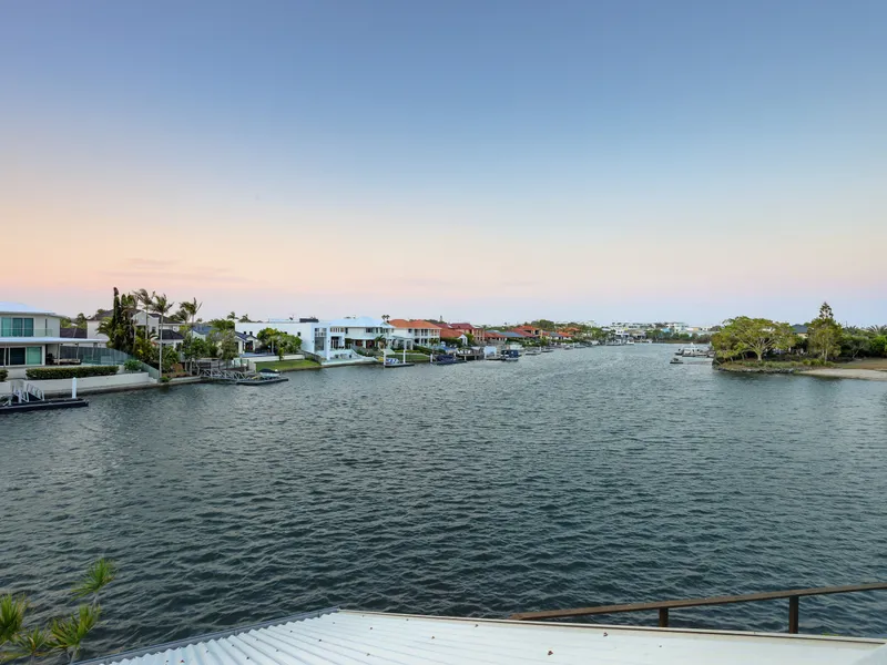 Waterfront Jewel: Perfectly North Facing Character filled Residence on 904m2