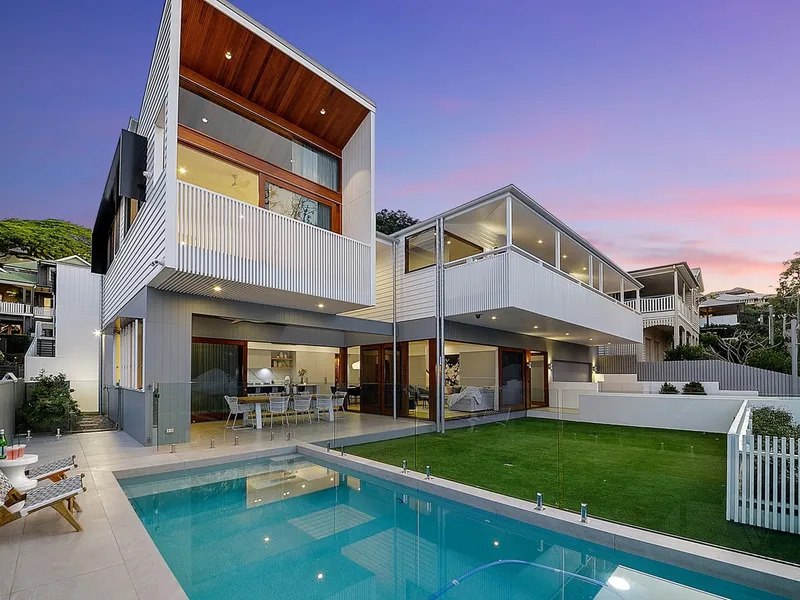 AWARD WINNING HOME BY JOE ADSETT