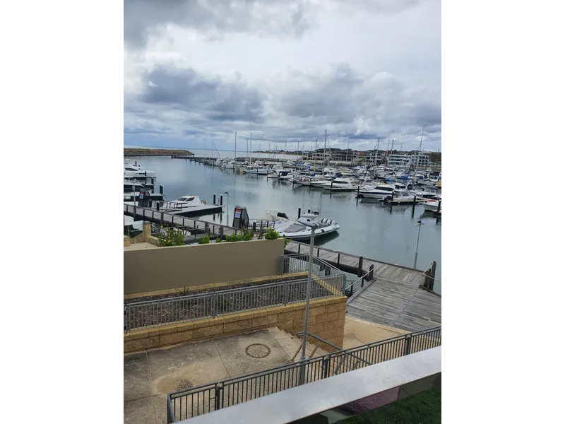 Luxury Marina Apartment