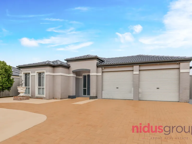 Introducing 129 Eskdale Street, Minchinbury - Your Modern Oasis!