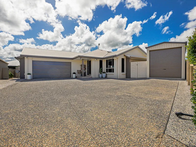Family Home with Pool and Shed in Northview Gardens