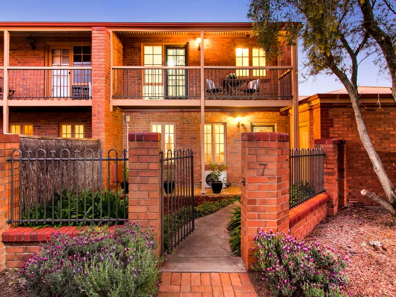 Hidden gem in a desirable location