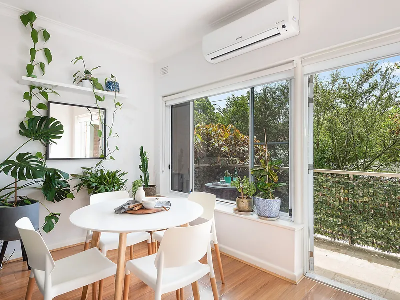 Light and private apartment of supreme convenience.