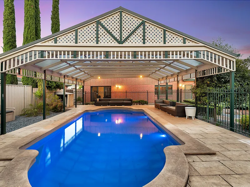 NEW PRICE!  SIMPLY EXQUISITE – LIVE, WORK AND ENTERTAIN IN SPRING HILL ESTATE