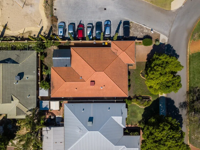 SPACIOUS FAMILY HOME SURE TO IMPRESS!!!