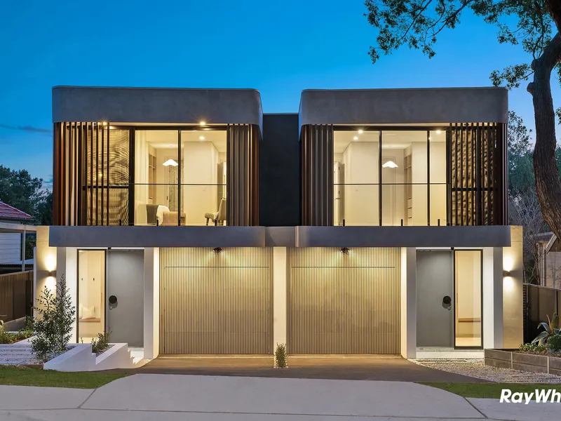 Brand new home with bespoke finishes, walk to Metro station