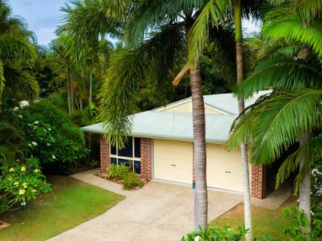 Tropical Retreat In Bucasia