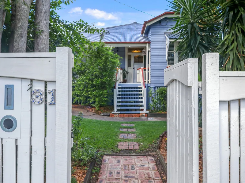 Breathtaking Property Combines Charm and Chic