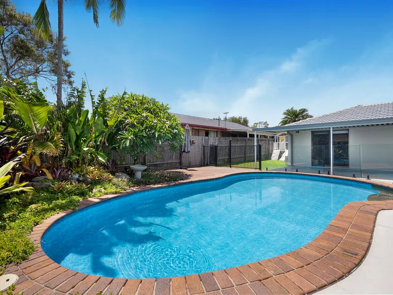 Beautiful and Expansive Low-Set Home