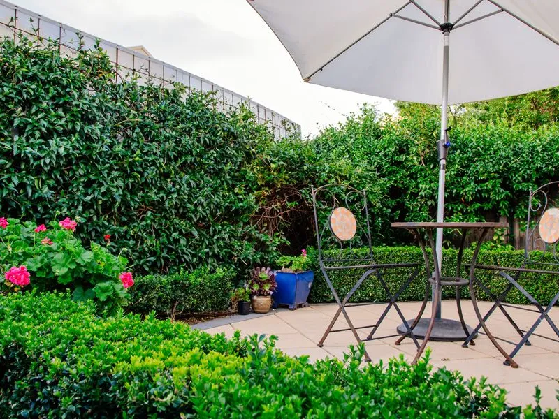 Fully Furnished & Equipped Three Bedroom Ensuite Townhouse