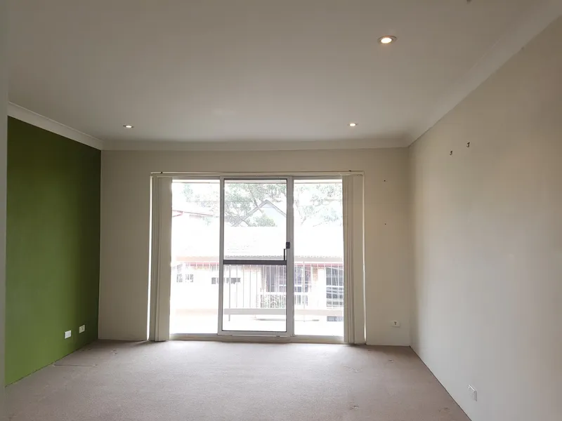 2 bedroom unit + undercover security parking