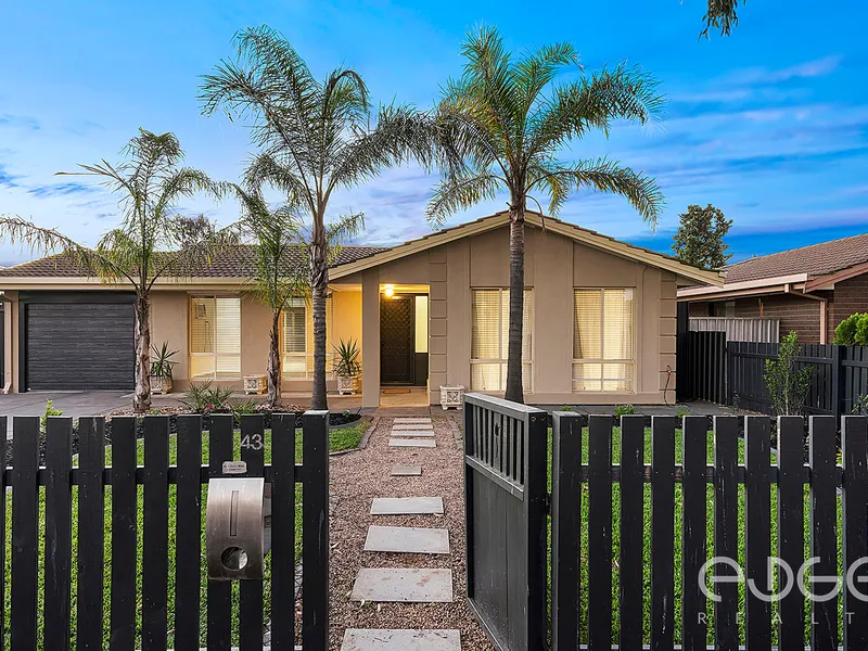 Spectacular, Stylish And Spacious Family Home!