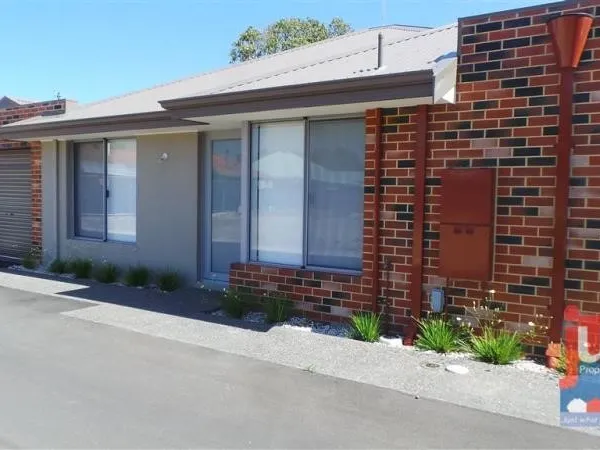 Modern 3x2 Unit in South Bunbury