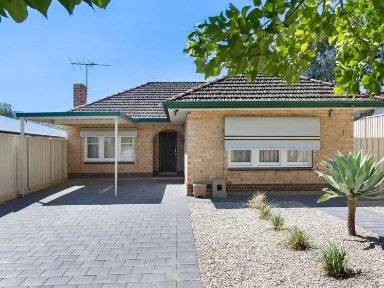 3 BEDROOM FAMILY HOME!