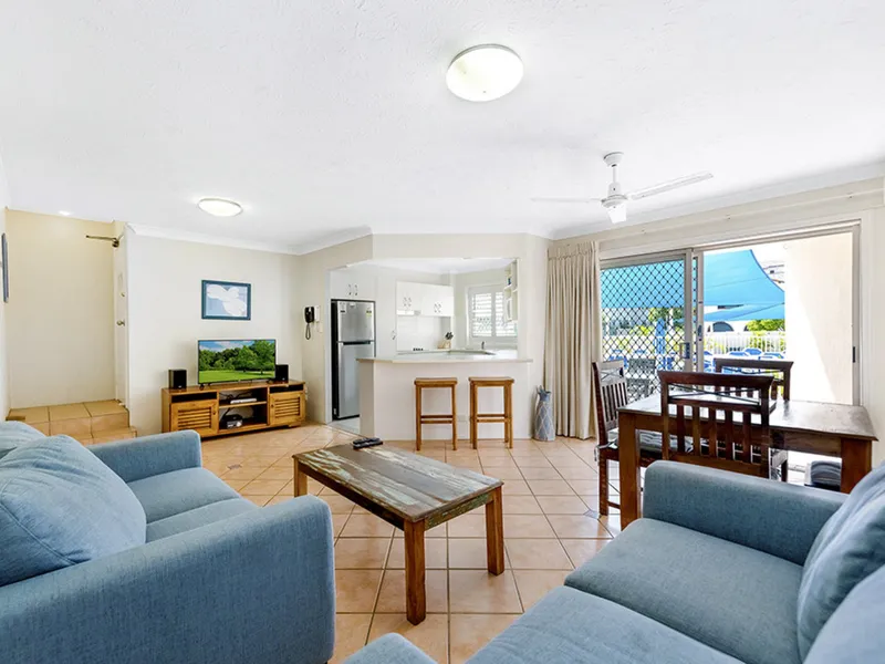 Ground Floor 2 Bedroom, 2 Bathroom in Prime Broadbeach Position