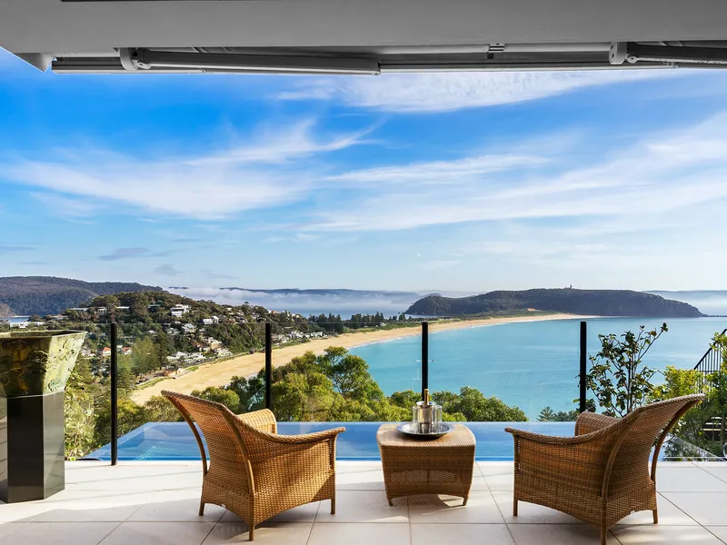 'La Palma' - Elegant Family Home with Unsurpassed Panoramic Views of Palm Beach