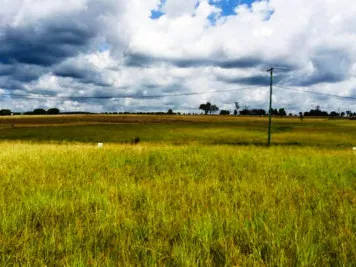 Vacant block, close to Bjelke Petersen Dam