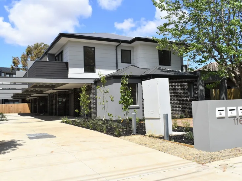 Beautifully Located Townhouse