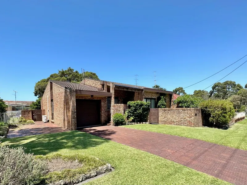 HomePro Real Estate Presents, A Russell Vale Gem.
