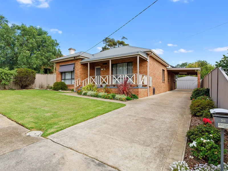 SUPER IMPRESSIVE 4 BEDROOM FAMILY HOME IN POSITION A.