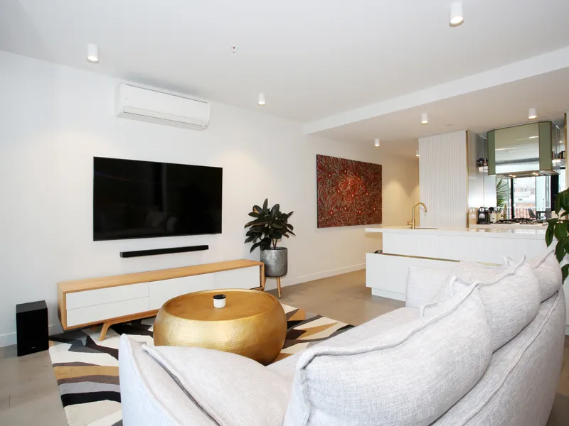 One bedroom Apartment - Not to be Missed!