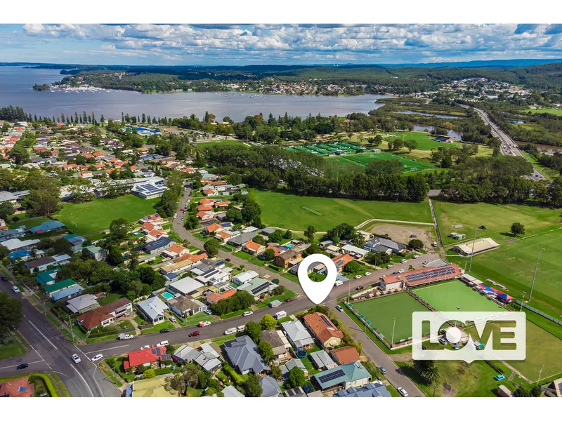 OLD WORLD CHARM WITH A DUAL INCOME!!