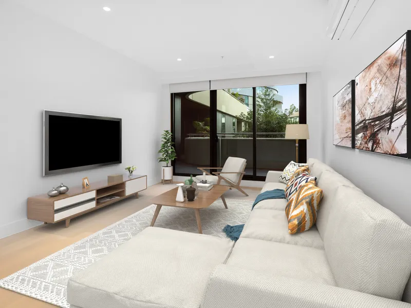 ‘Hawthorn Park’ Perfection with Vogue Terrace