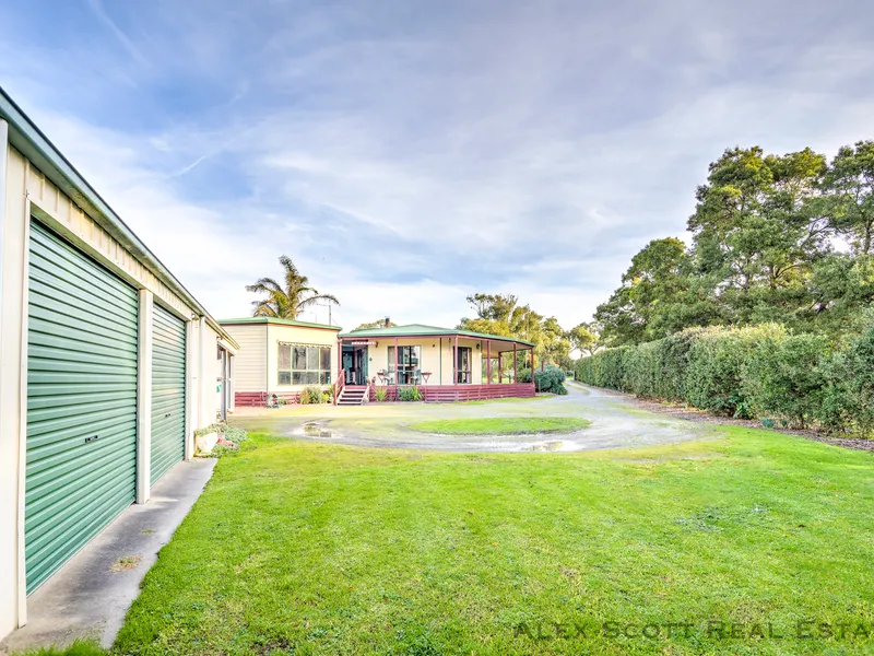 PLENTY OF SPACE FOR THE WHOLE FAMILY!