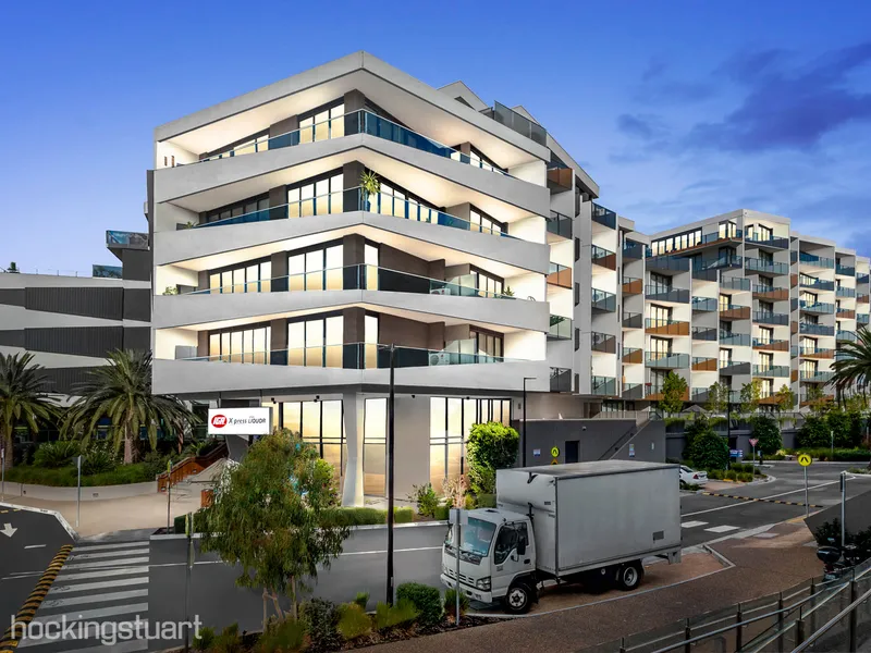 RESORT STYLE LIVING APARTMENTS