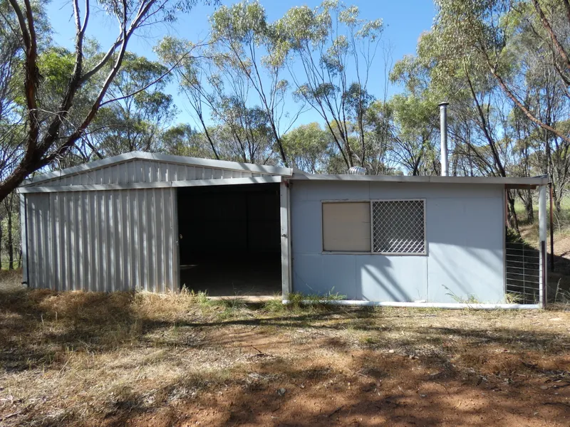 Bush block only 5 Km from Toodyay!