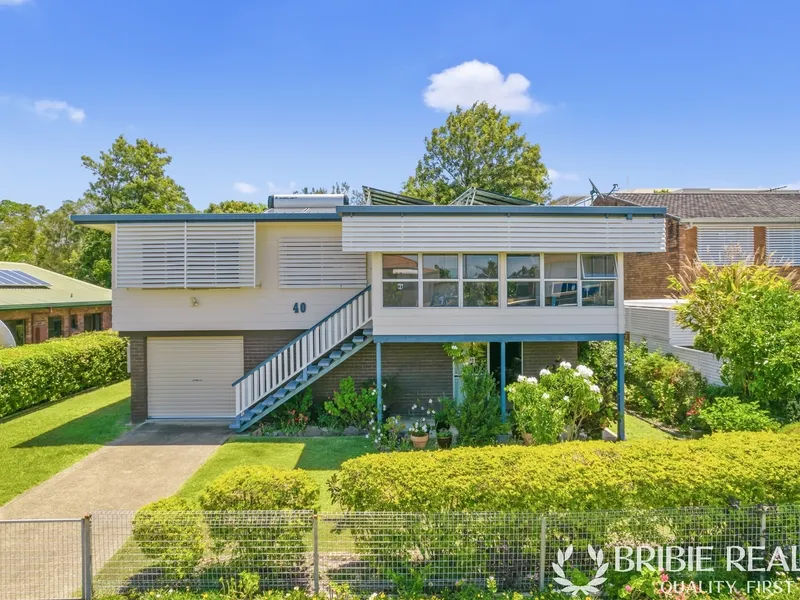 TOP BEACHSIDE LOCATION + POWERED SHED!