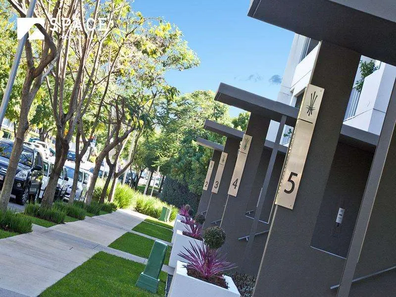CUNNINGHAM APARTMENTS - CUTTERS LANDING PRECINCT 