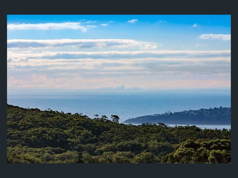 RED HILL ACREAGE WITH STUNNING&nbsp;PANORAMIC VIEWS