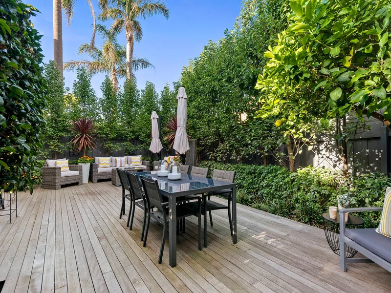 Luxury Living with Sensational Sea Views