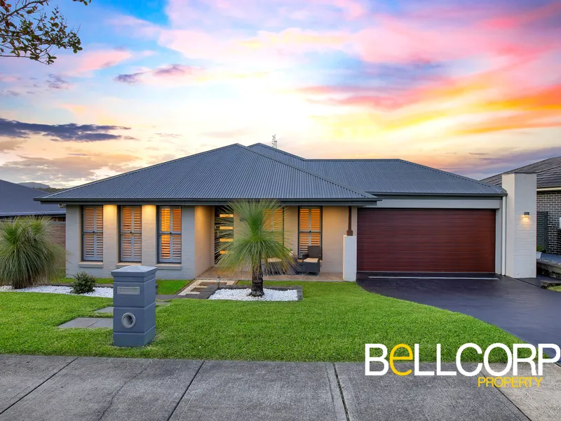 Luxurious family home designed for easy living and entertainment!!!