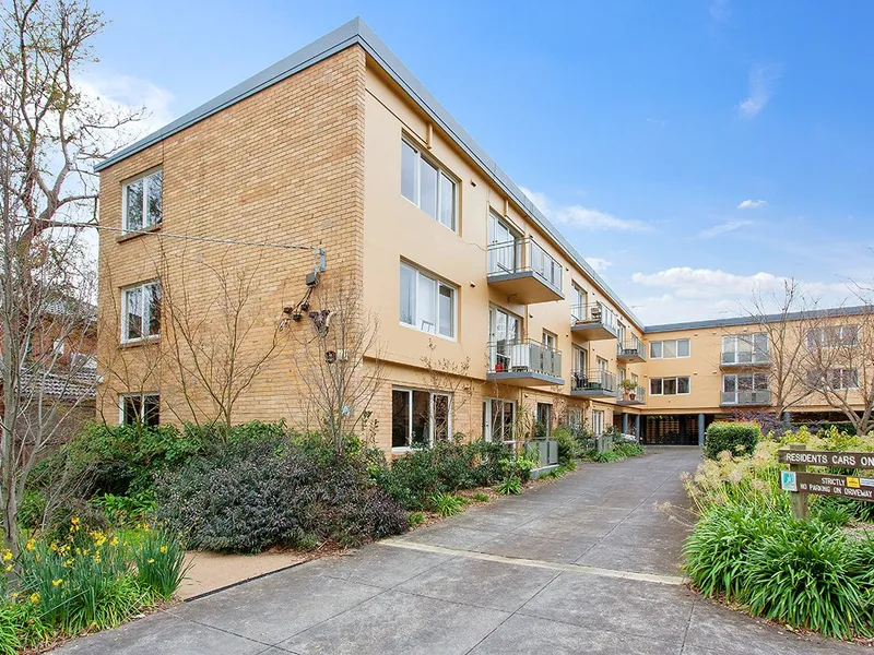 GREAT 2 BEDROOM APARTMENT IN A CUL DE SAC