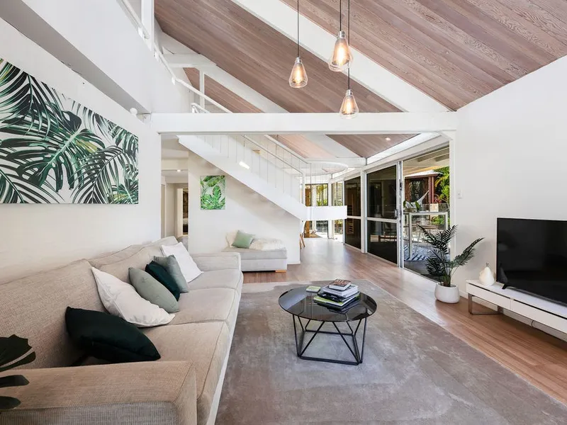 Ultra-stylish and private family home that’s sure to impress