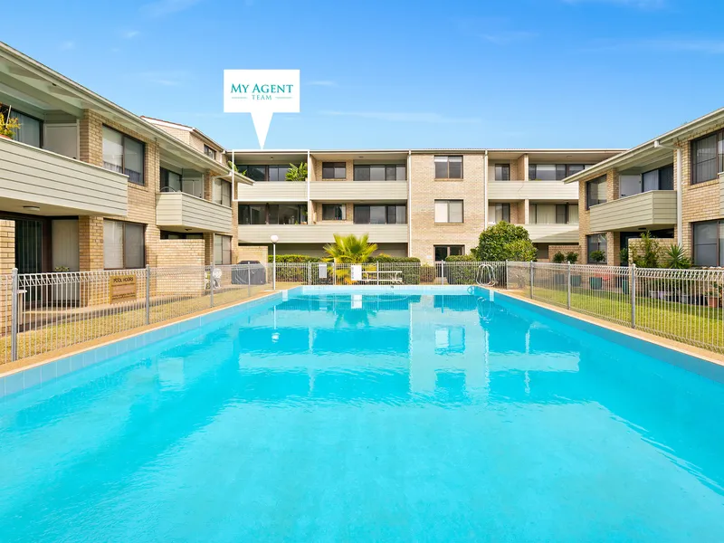 Spacious top floor apartment