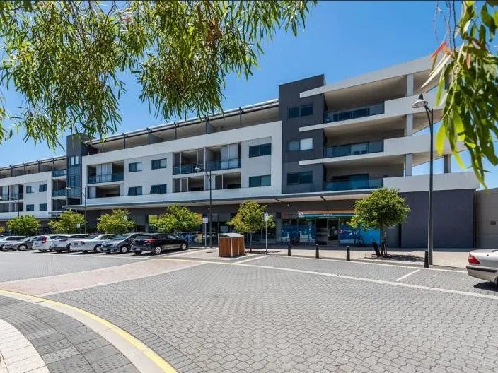 Top floor 3 bedroom apartment in the perfect location