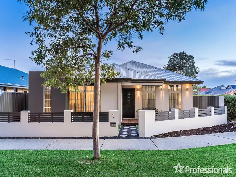 UNDER OFFER!