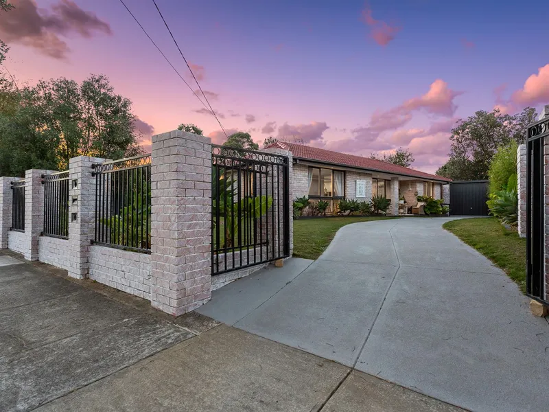 Central Convenience with a Touch of Class