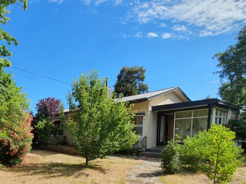 Fabulous family home in a perfect location!