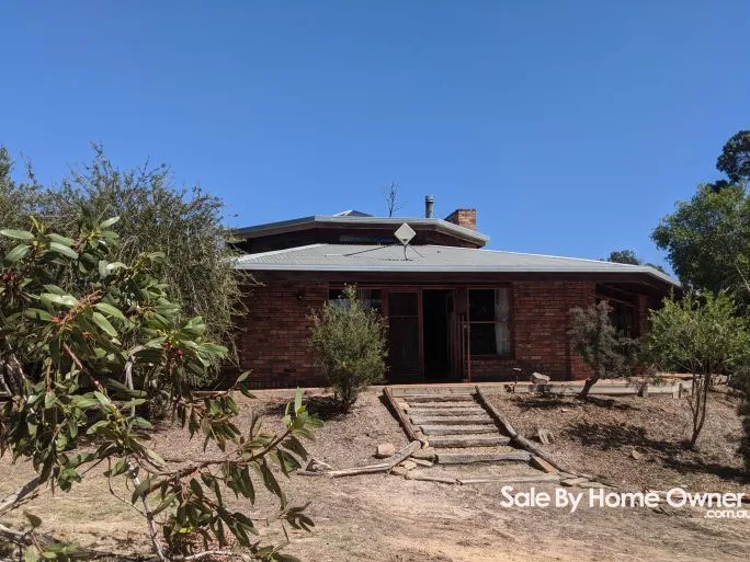 Iconic Halls Gap Home and Acreage