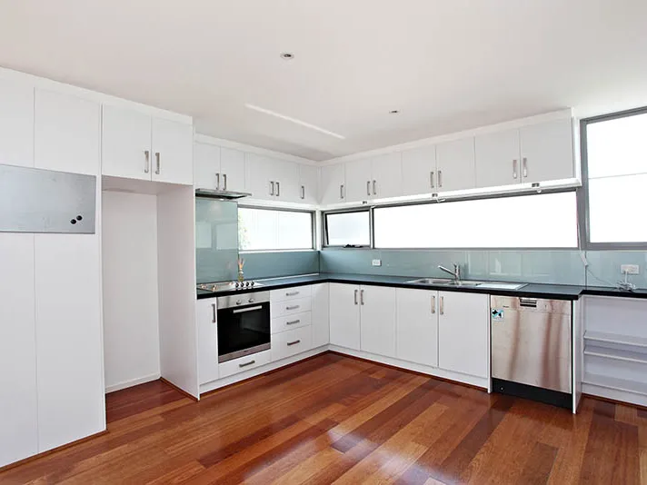 Modern Three Level Townhouse in Cremorne