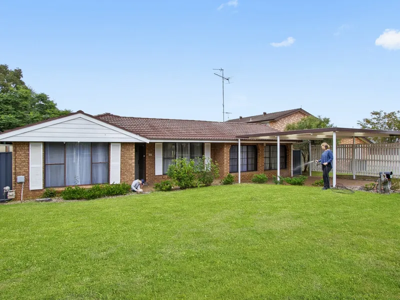 BIG BEST NEST WITH POOL & DUCTED AC!