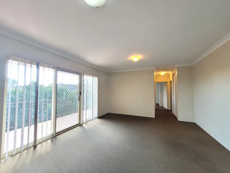 Bright & Spacious 2 Bedroom Apartment