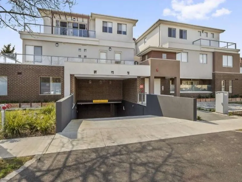 3 Bedroom 2 Bathroom 1 Car